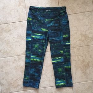 Old Navy Active Capris